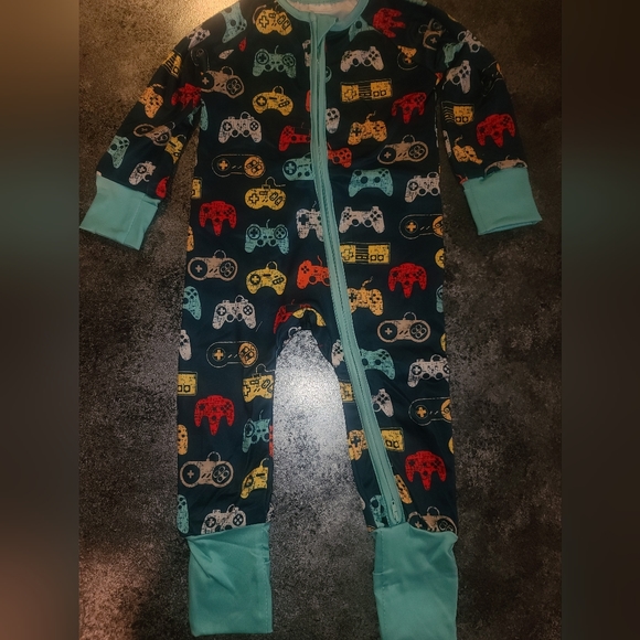 Sleeper - Picture 1 of 5